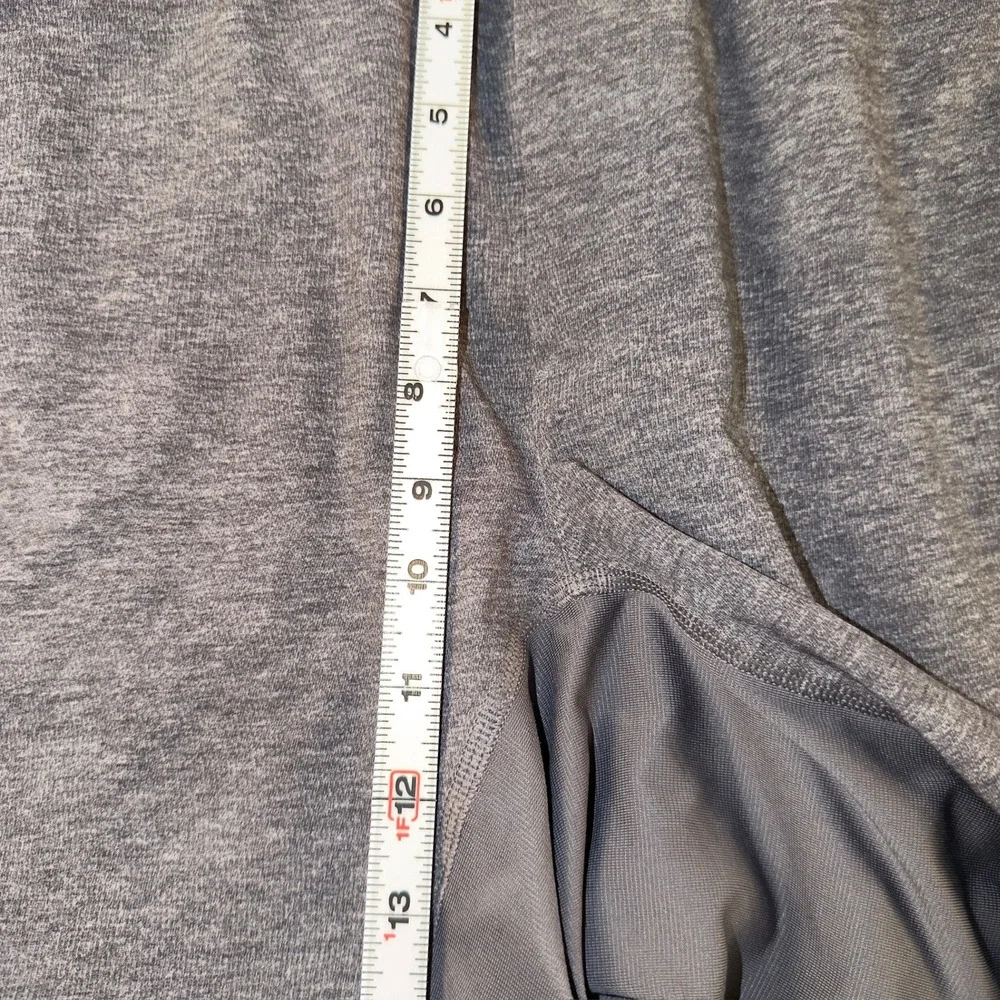 Lululemon Mens Heathered Grey Athletic Training Running Shorts Zipper Pocket l